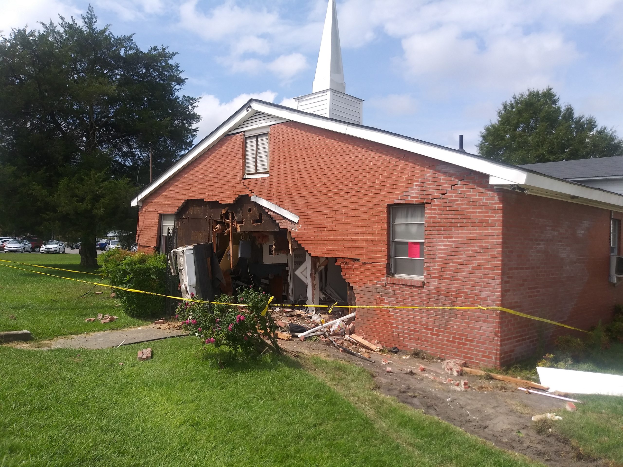 3 Injured After Car Strikes Church | JoCo Report