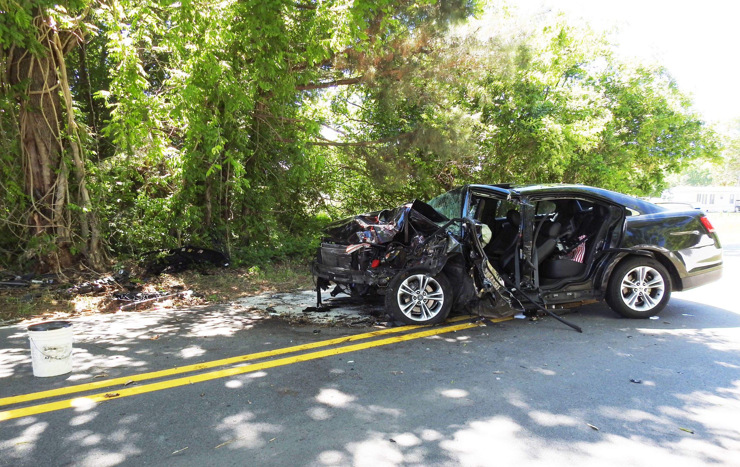 1 Seriously Injured After Car Slams Into Tree – JoCo Report