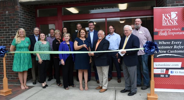 KS Bank Celebrates New Loan Office In Dunn With Official Ribbon Cutting Ceremony