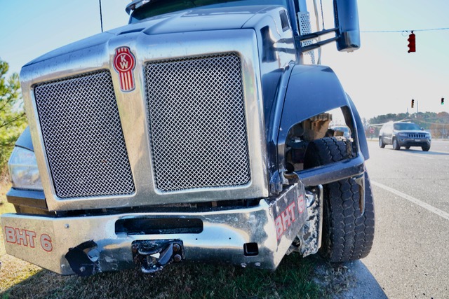 Crash Involving Dump Truck Injures One Person – JoCo Report