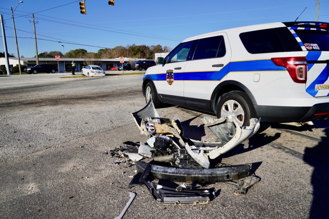 Crash Involving Dump Truck Injures One Person – JoCo Report