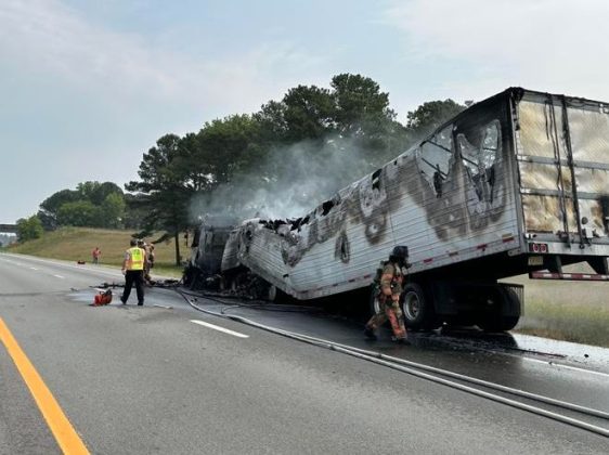 Tractor Trailer Fire Closes I-95 – JoCo Report