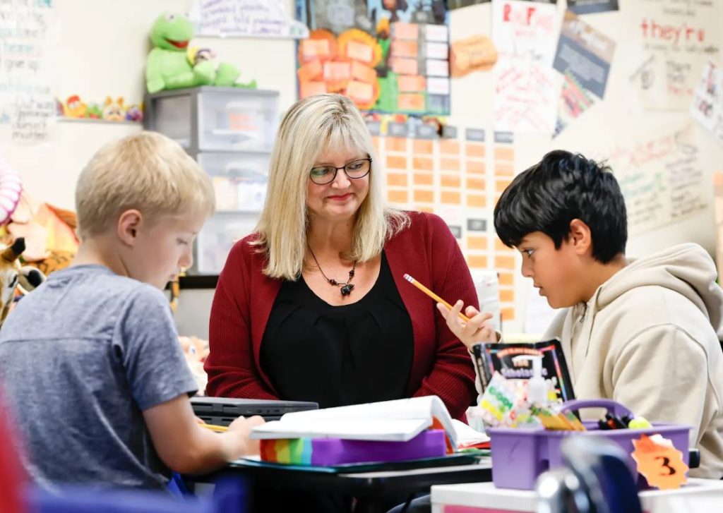Shannon Pawlak Named 2024-2025 JCPS Assistant Principal Of The Year ...