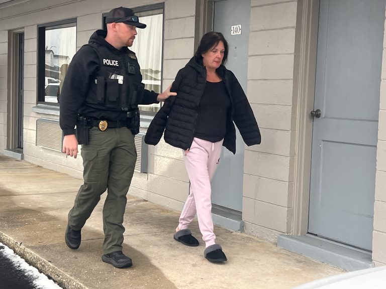 Police Searching For Missing Phone Arrest Woman On Drug Charges – JoCo ...