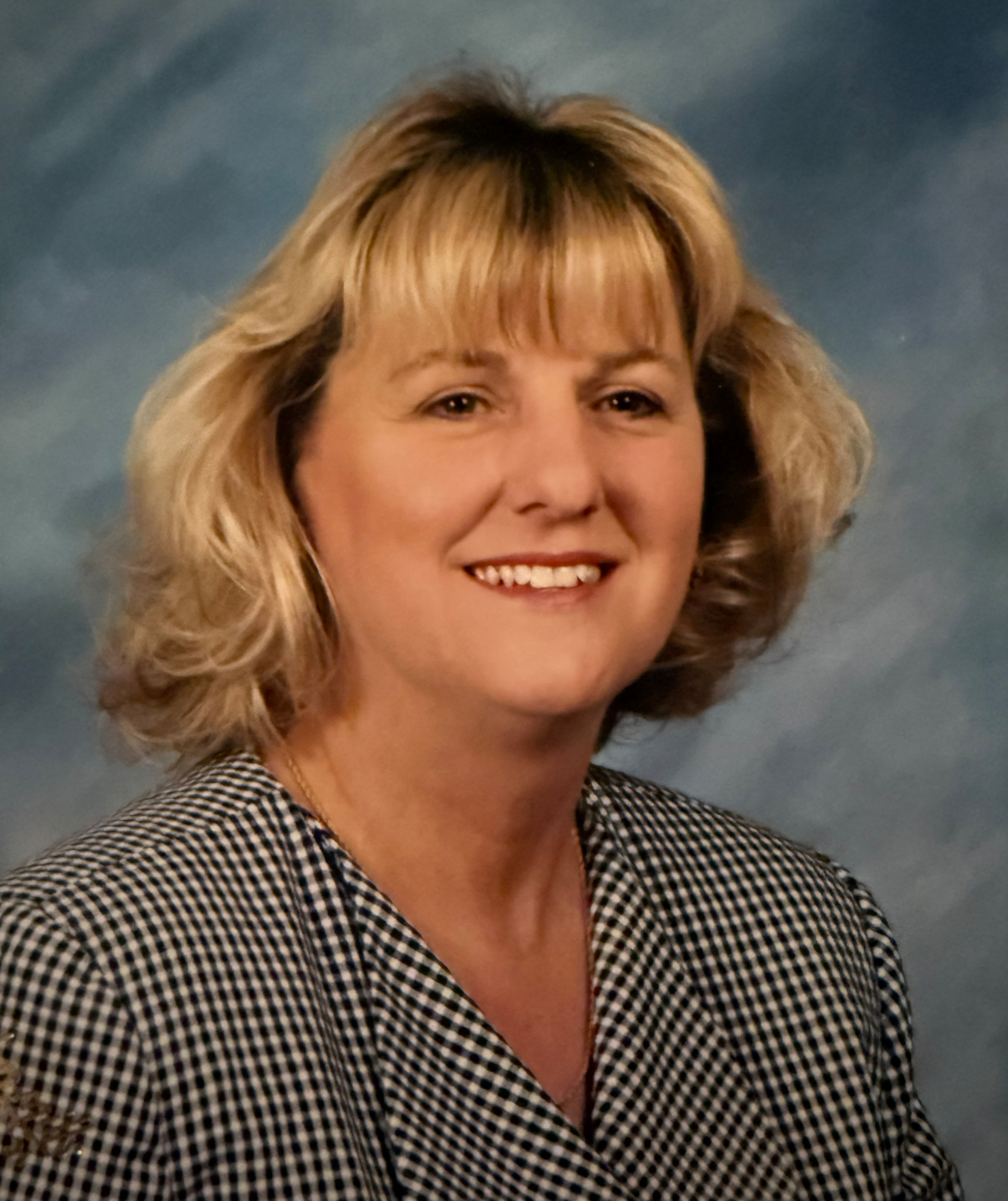 Lynn Leggett Shaver Lewis